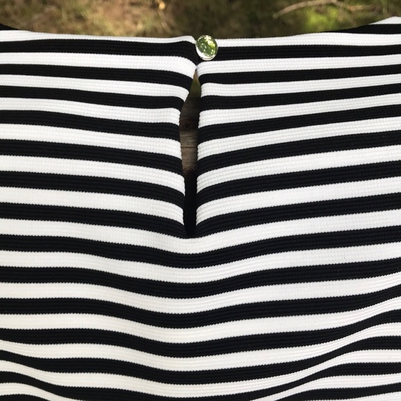 🎉HP🎉 NWT, Calvin Klein Tank/Blouse with Hi Low Hem - Picture 5 of 8